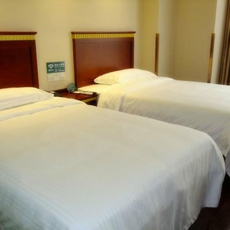 Greentree Inn Jiujiang Railway Station Business Hotel Exterior foto